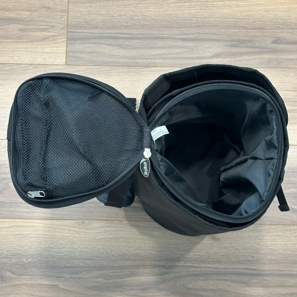 Skyroll Garment Bag Tubular Luggage in Black